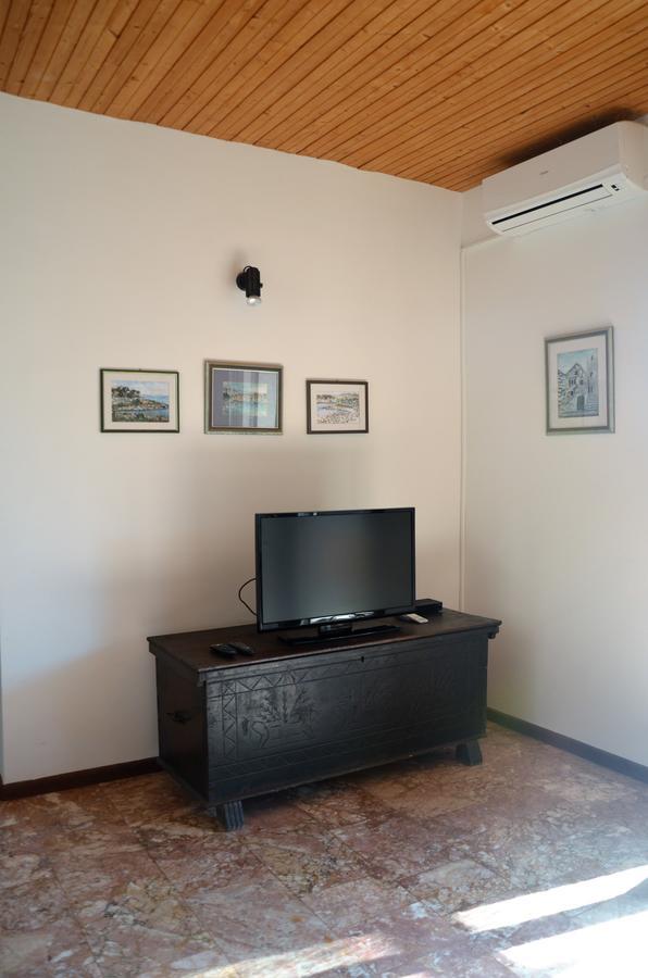 Apartments Dara ロゴズニッツァ エクステリア 写真