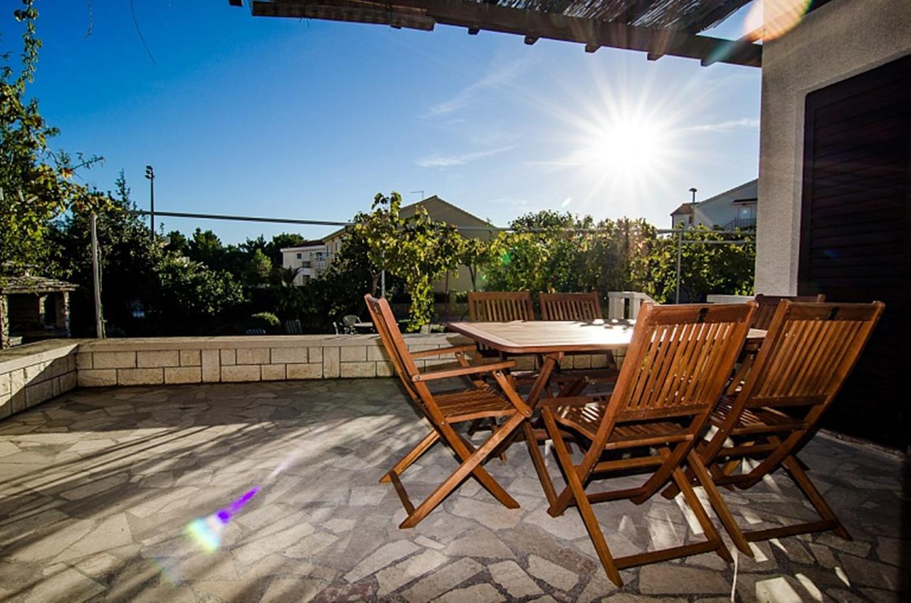 Apartments Dara ロゴズニッツァ エクステリア 写真